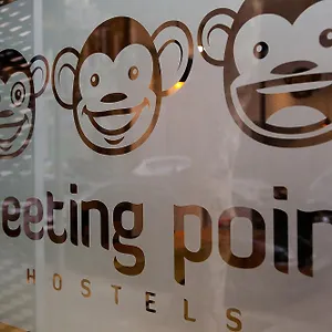  Hostal Meeting Point